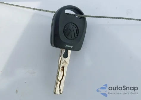 2010 Volkswagen Gti 2-Door z USA, uszkodzony, nr VIN WVWED7AJ2AW088588